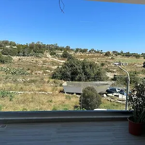 Apartment One100, Marsaxlokk