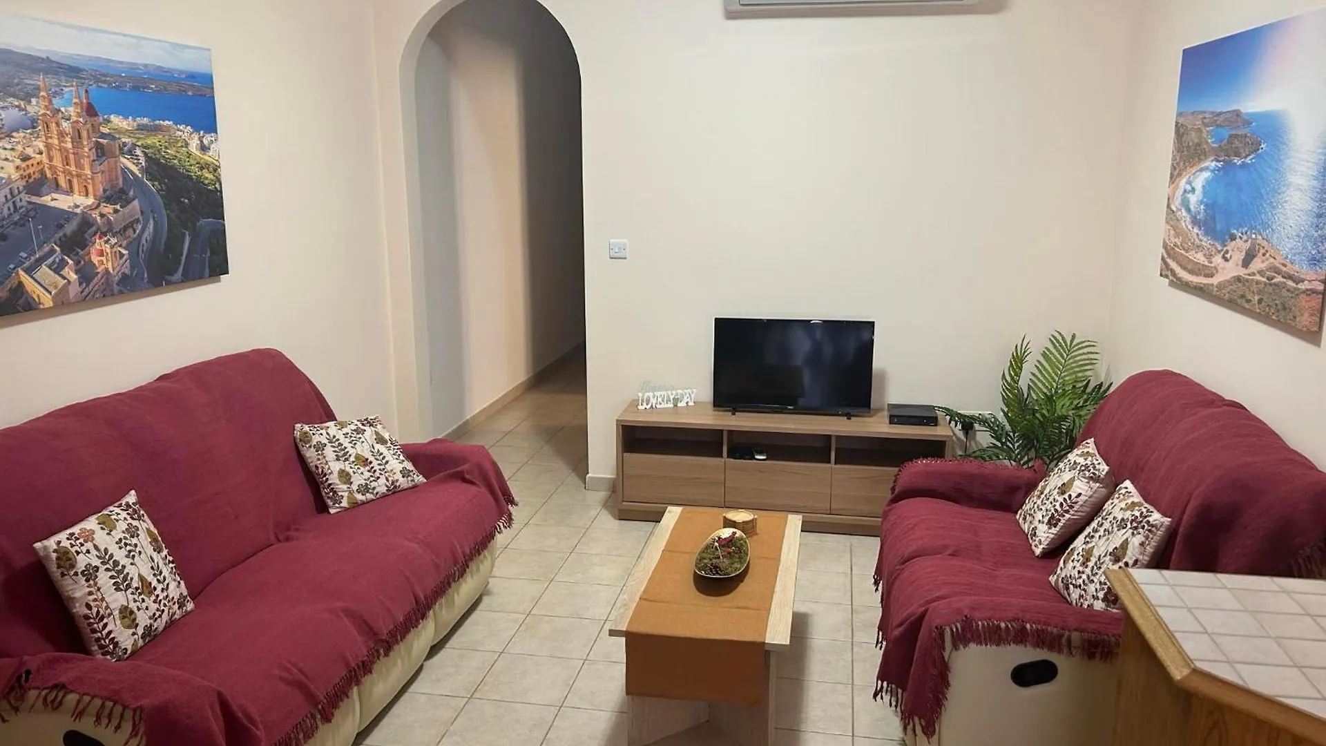 Silver Shadow Holiday Maisonette Marsaxlokk