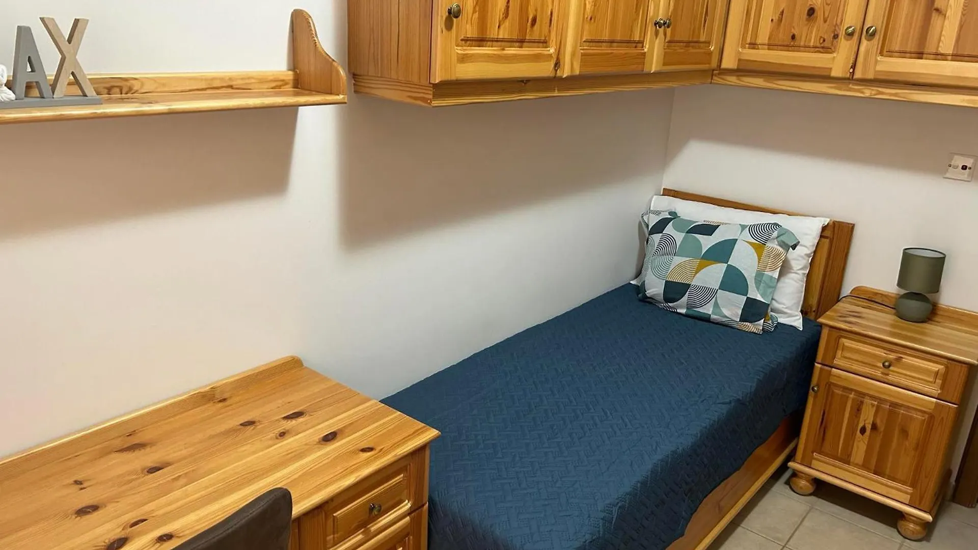 Apartment Silver Shadow Holiday Maisonette Marsaxlokk
